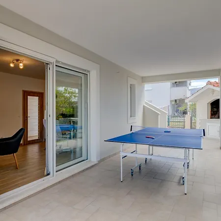 Aurora Mare Villa *