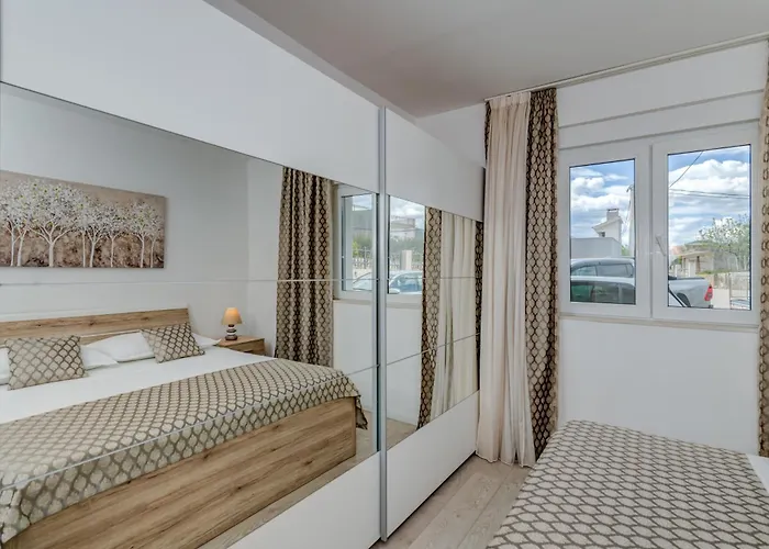 Aurora Mare * Kaštela